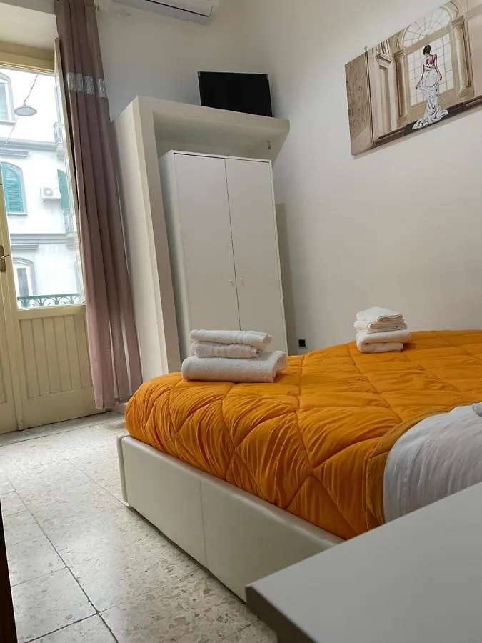 A Cas E Vicenz Bed & Breakfast Naples 0*,