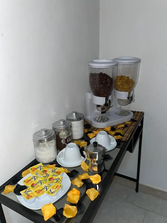 A Cas E Vicenz Bed & Breakfast Naples 0*,  Italy